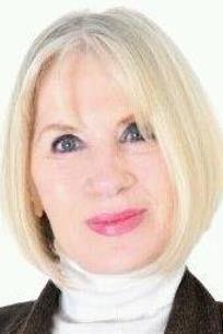 Lyn Maxwell, estate agent