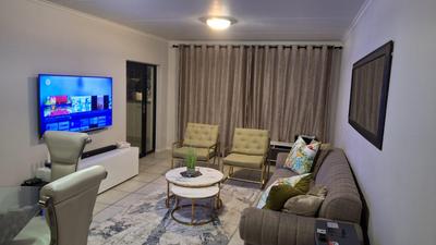 Apartment / Flat For Sale in Kyalami AH, Midrand