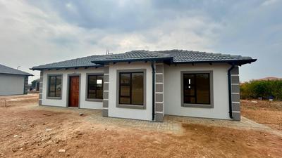 House For Sale in The Orchards, Akasia