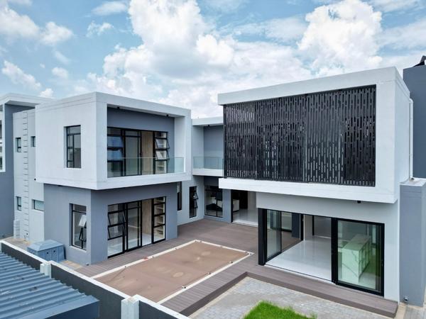 House For Sale in Six Fountains Residential Estate, Pretoria