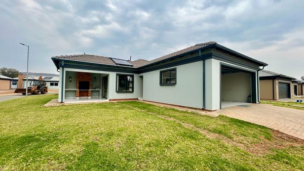 House For Sale in Heatherview, Akasia